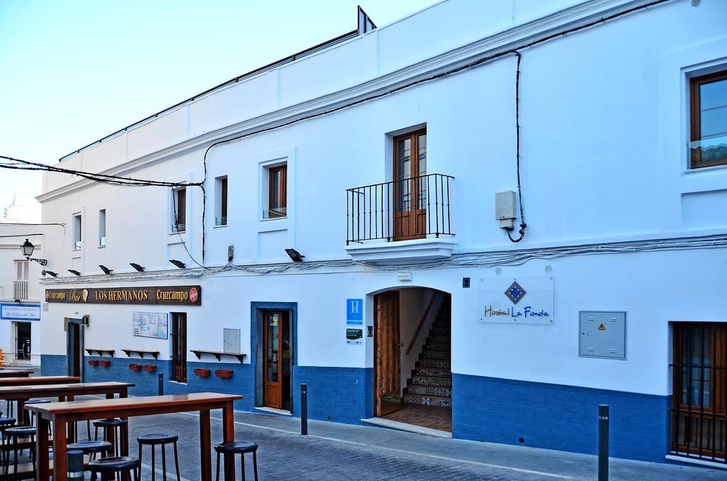 Hostal La Fonda Conil De La Frontera Exterior photo