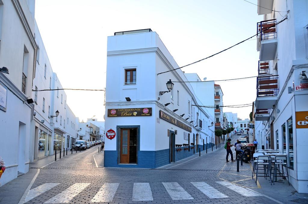 Hostal La Fonda Conil De La Frontera Exterior photo
