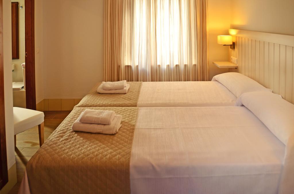 Hostal La Fonda Conil De La Frontera Room photo